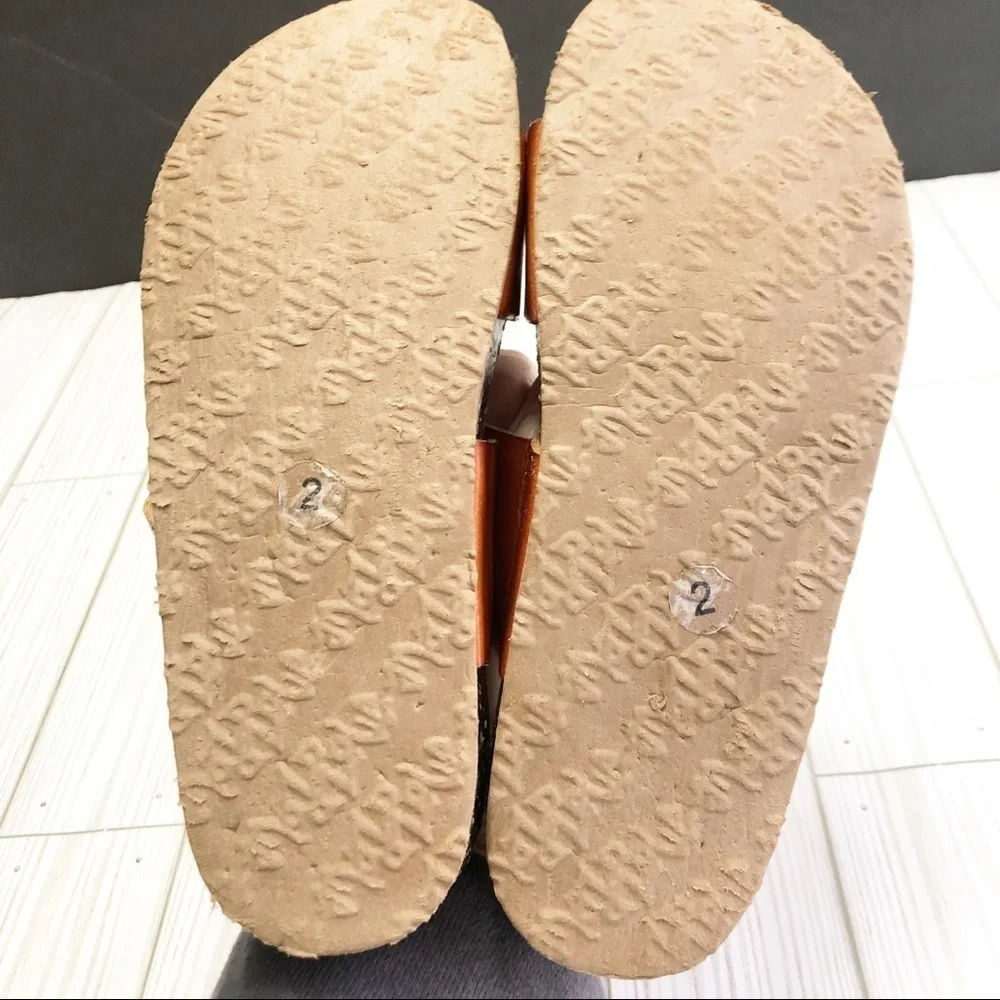 🌸🌼EUC Girls Mad Love Footbed Sandals - Picture 8 of 8